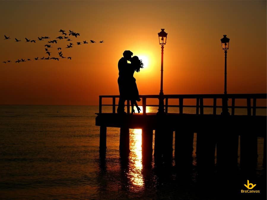 Hình hình ảnh song Tình Nhân ôm Hôn Trên Cầu Cảng