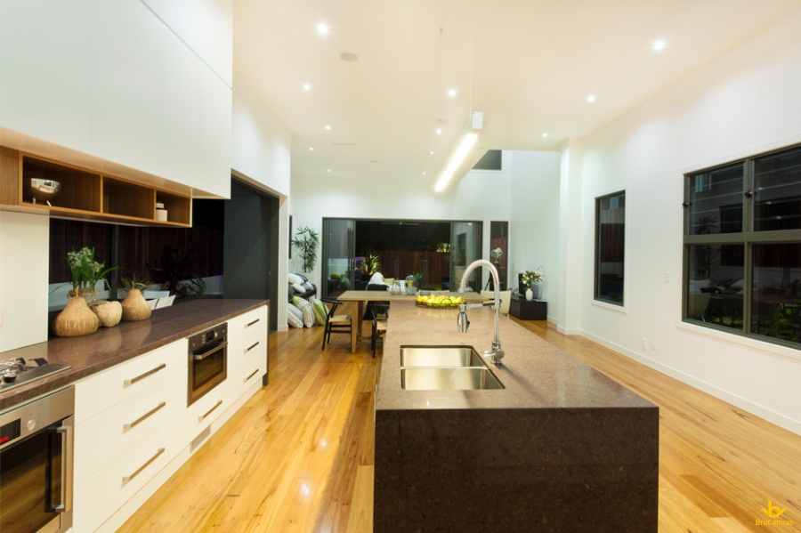 Phòng bếp hiện đại và tiện lợi hơn khi thiết kế đảo bếp có chậu rửa