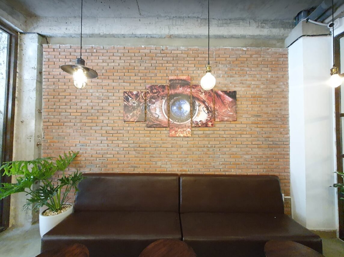 Treo tranh trang trí nội thất quán Cà phê tại Đà Nẵng