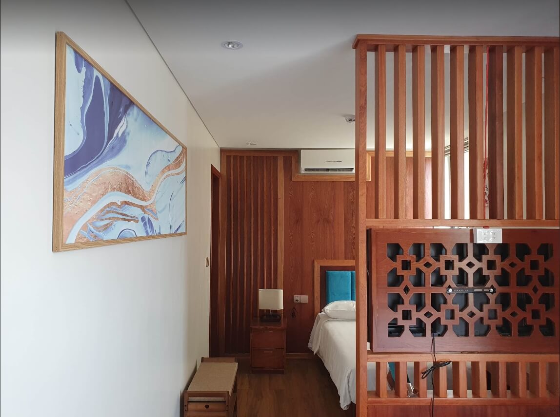 Treo tranh trang trí phù ngủ cho khách sạn tại Đà Nẵng