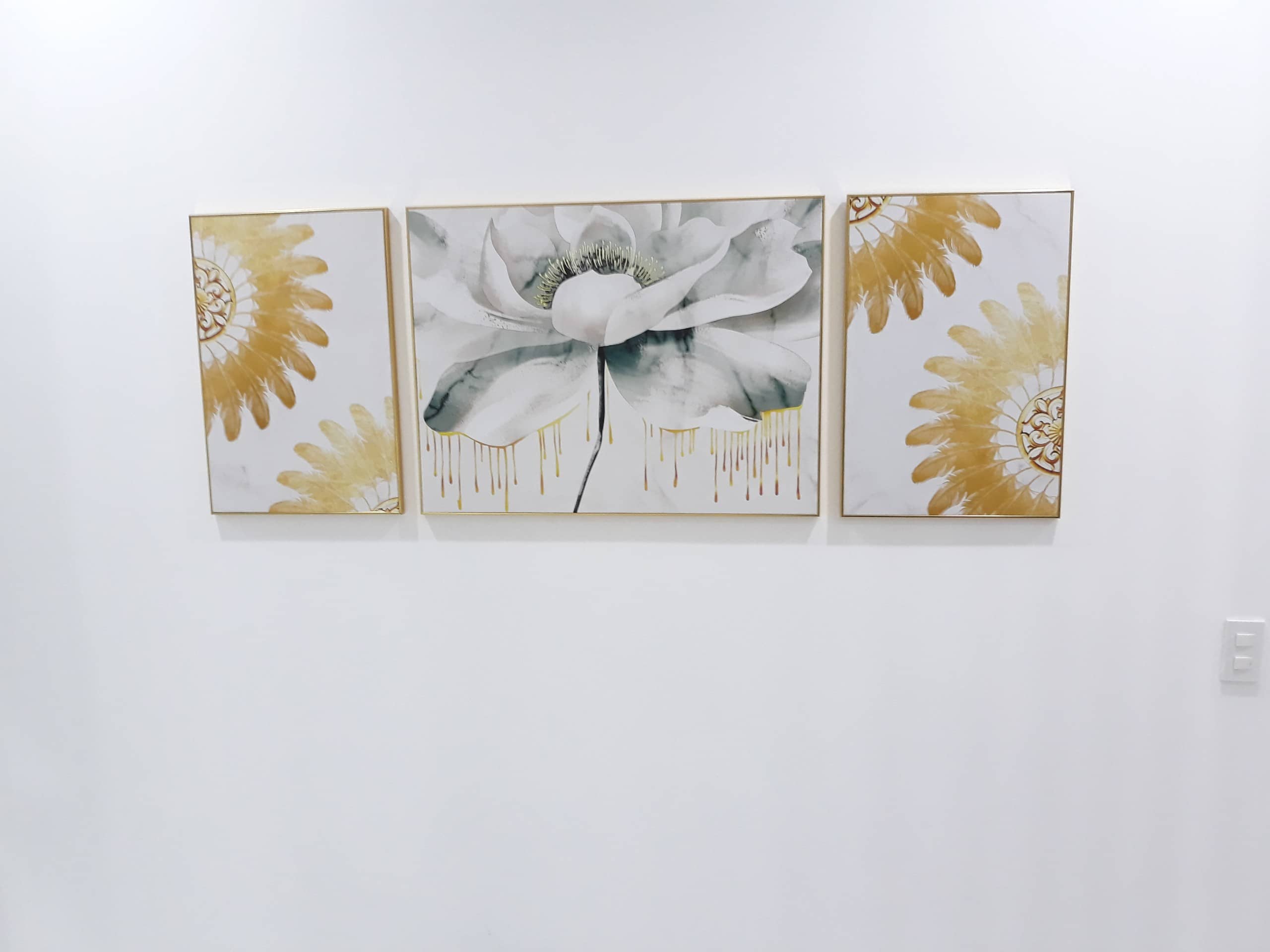 tranh canvas treo tường vĩnh long bông hoa nhũ vàng kim